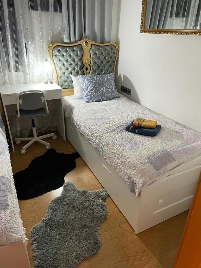Cozy Flat Apartman Sant Adrià de Besòs Kültér fotó